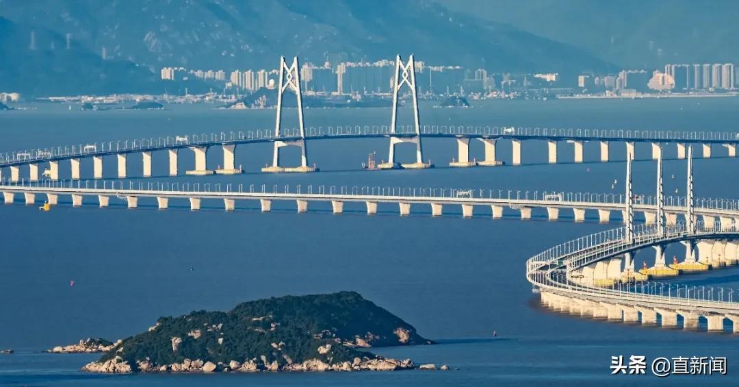 探索未來，2025新澳門正版免費(fèi)資本車的時(shí)代來臨，2025新澳門正版免費(fèi)資本車時(shí)代，探索未來的機(jī)遇與挑戰(zhàn)